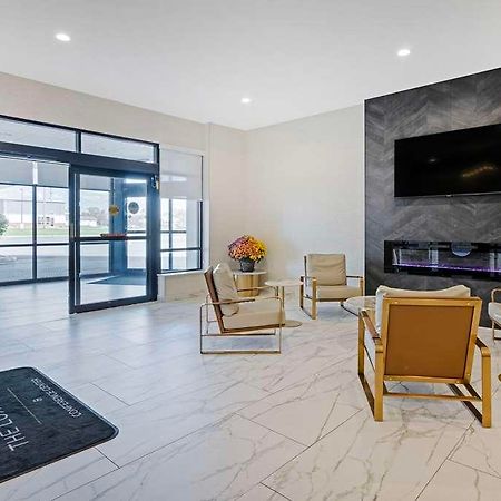 The Lux Hotel & Conference Center, Ascend Hotel Collection Waterloo Interieur foto