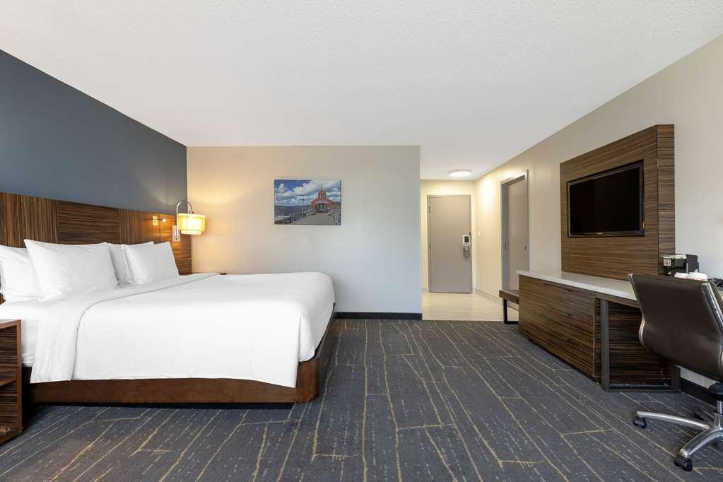The Lux Hotel & Conference Center, Ascend Hotel Collection Waterloo Kamer foto