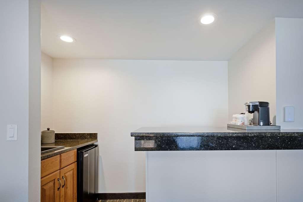 The Lux Hotel & Conference Center, Ascend Hotel Collection Waterloo Kamer foto